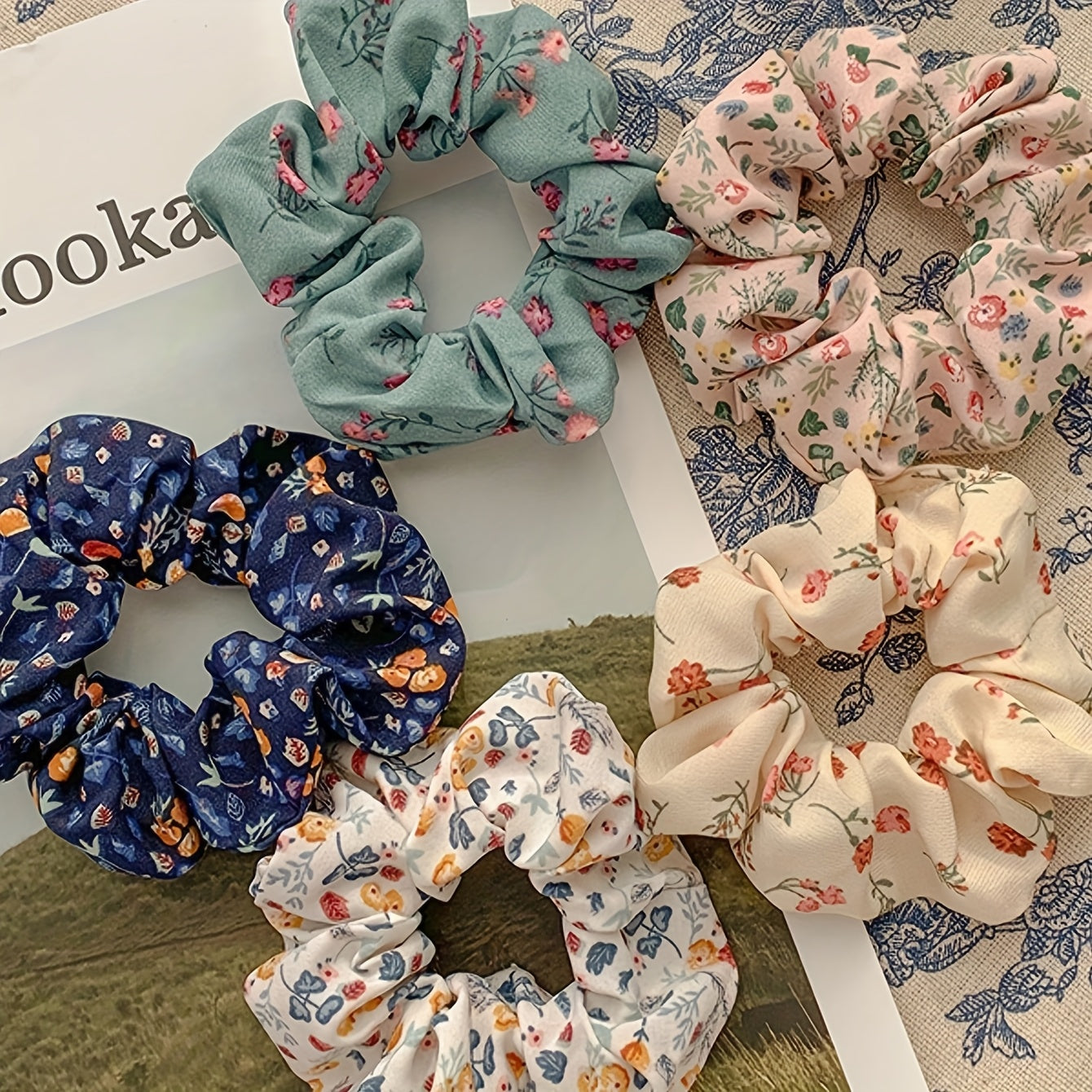 3pcs Elegant Floral Hair Ties for Women, Sweet Bun Holders, High-Quality Ponytail Additions, Versatile Hair Bands for Ladies